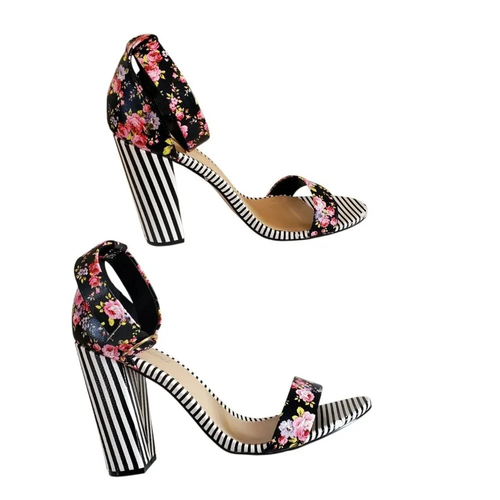 FLORAL AND STRIPES OPEN TOE HEELS SIZE 11